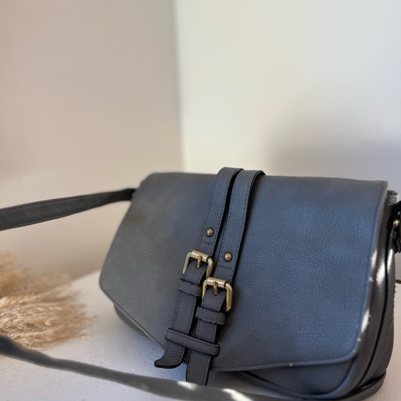 Chic gray Leather Crossbody Bag Merona - Picture 2 of 12